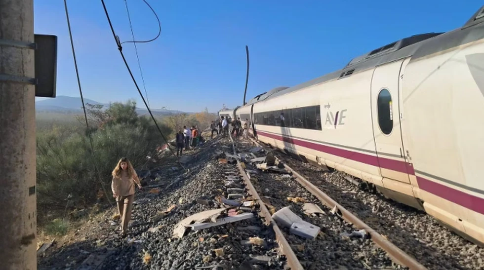 Colisión entre dos trenes de alta velocidad en Urda (Toledo)