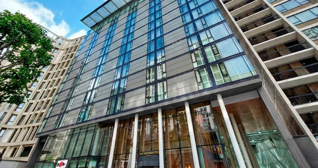 RIU abre su segundo hotel en Londres