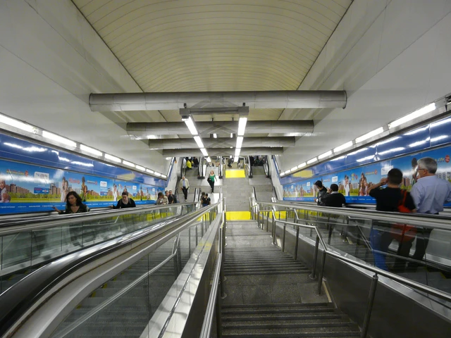 Metro de Madrid renovará 294 escaleras mecánicas