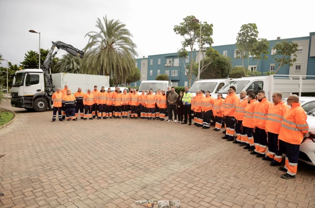 El Ayuntamiento de Las Palmas de Gran Canaria refuerza la limpieza viaria con la incorporación de 30 nuevos efectivos en Ciudad Alta