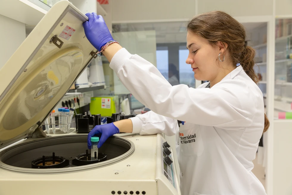 El Grupo Lopesan impulsa una investigación pionera para personalizar el tratamiento del mieloma múltiple / Cima Universidad de Navarra
