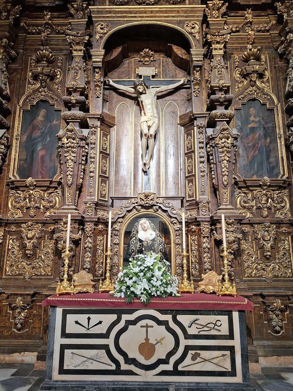 Capilla de los Dolores de la Catedral de Sevilla / Antonio Rendón