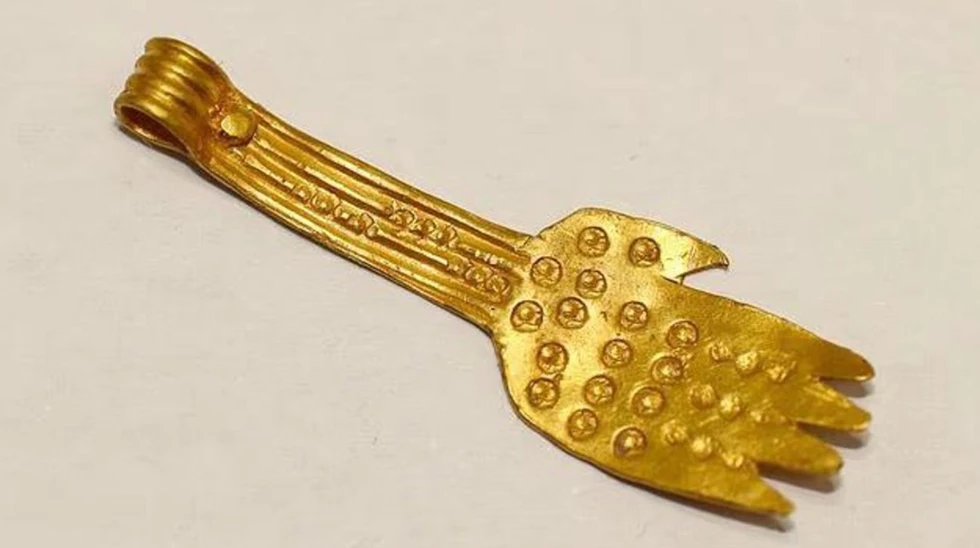 Encuentran un amuleto medieval enterrado durante 1.000 años