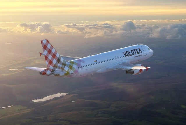 Volotea conecta Pamplona con Sevilla con dos vuelos semanales
