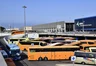Canarias logra que Aena suspenda el aparcamiento de pago para guaguas