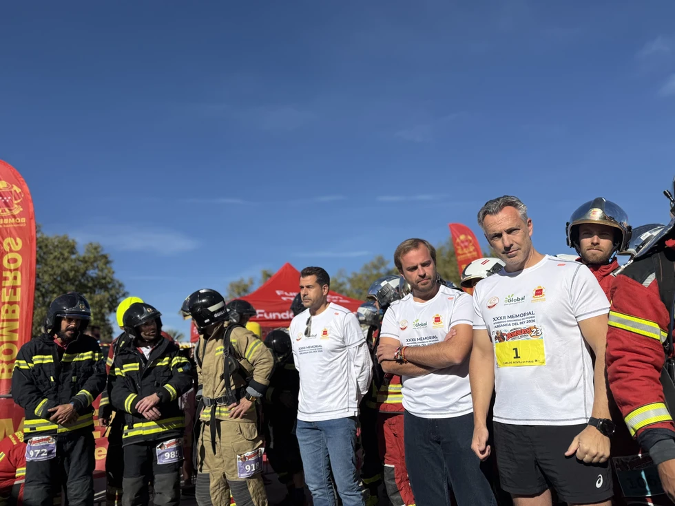 La XXXII edición de la carrera Memorial de Bomberos reúne a 1.400 corredores