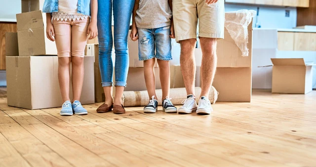 Los jóvenes destinan más de una tercera parte de su salario al alquiler de una habitación en España