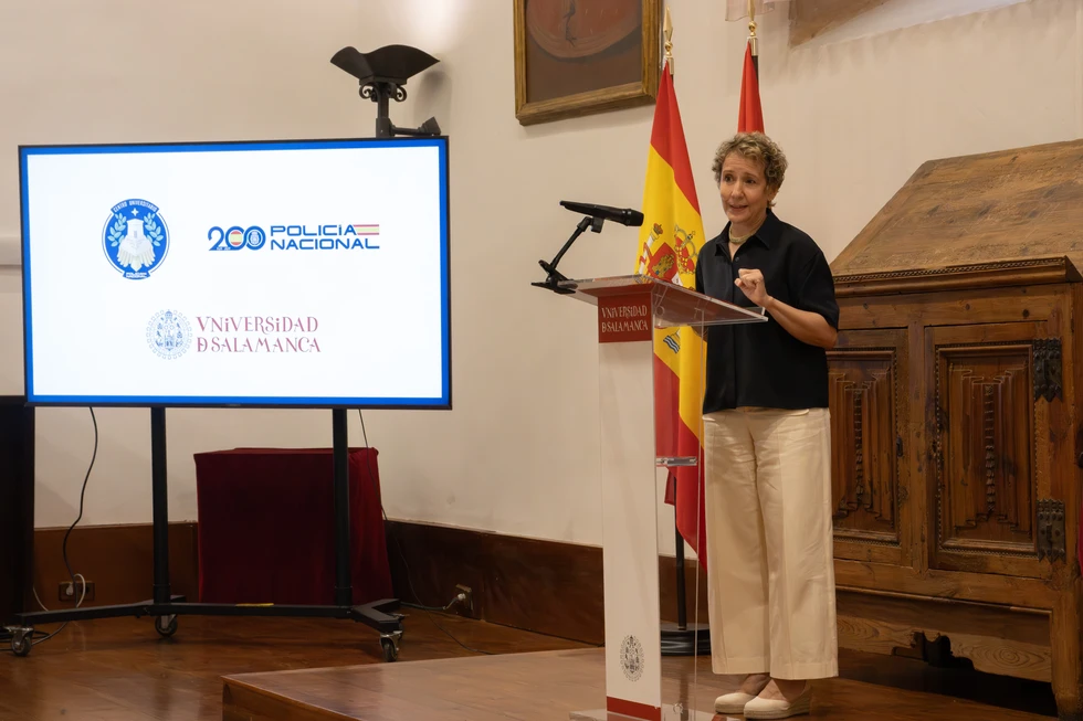Dos nuevos másteres para la formación de la Policía Nacional