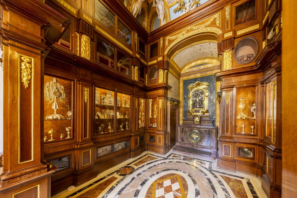 Relicario de la Capilla Real. Palacio Real de Madrid / TVi