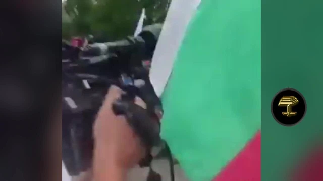 En Bulgaria le gritan "nazi" a Von der Leyen a su llegada a una fábrica de municiones