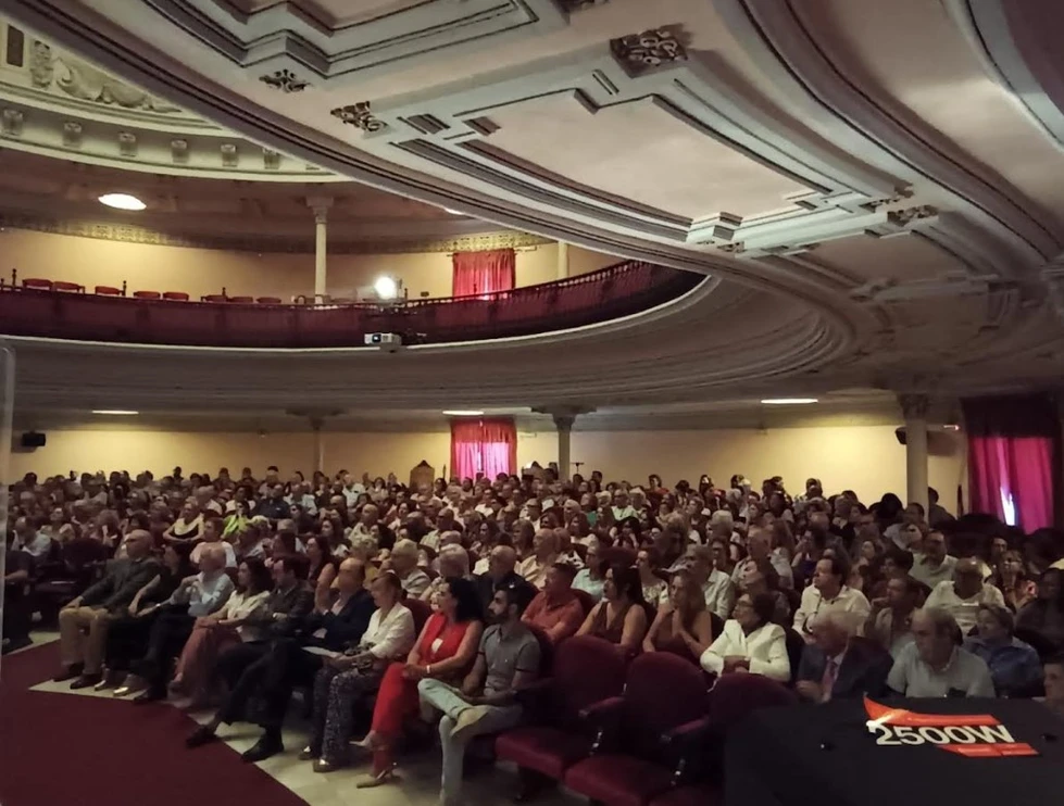 Concierto solidario a beneficio de jóvenes con discapacidad intelectual / Antonio Rendón