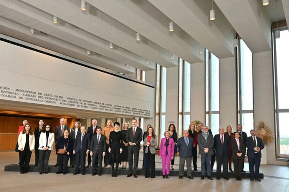 SS.MM. los Reyes presiden la reunión anual del Real Patronato de la Galería de las Colecciones Reales
