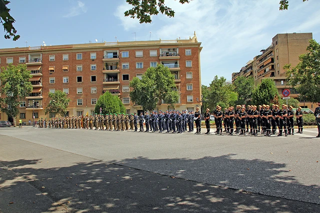 Sevilla homenajea a los caídos por España
