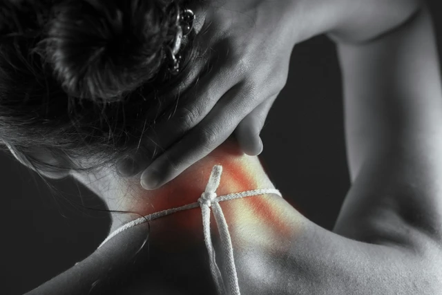 Dolor de cuello: Claves que pueden ayudarte a combatirlo