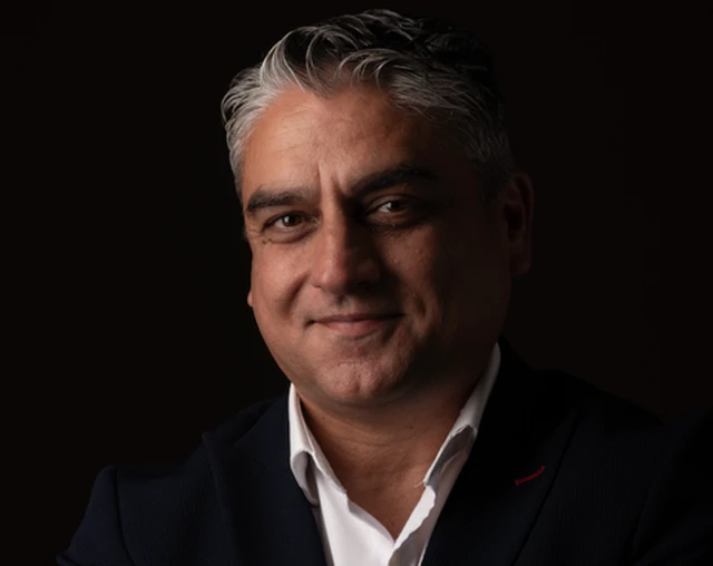 Isaac Hernández, doble nominado a los premios internacionales Reed Latino Awards 2026