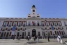 Madrid engalana las fachadas de sus sedes institucionales por la visita del Papa León XIV