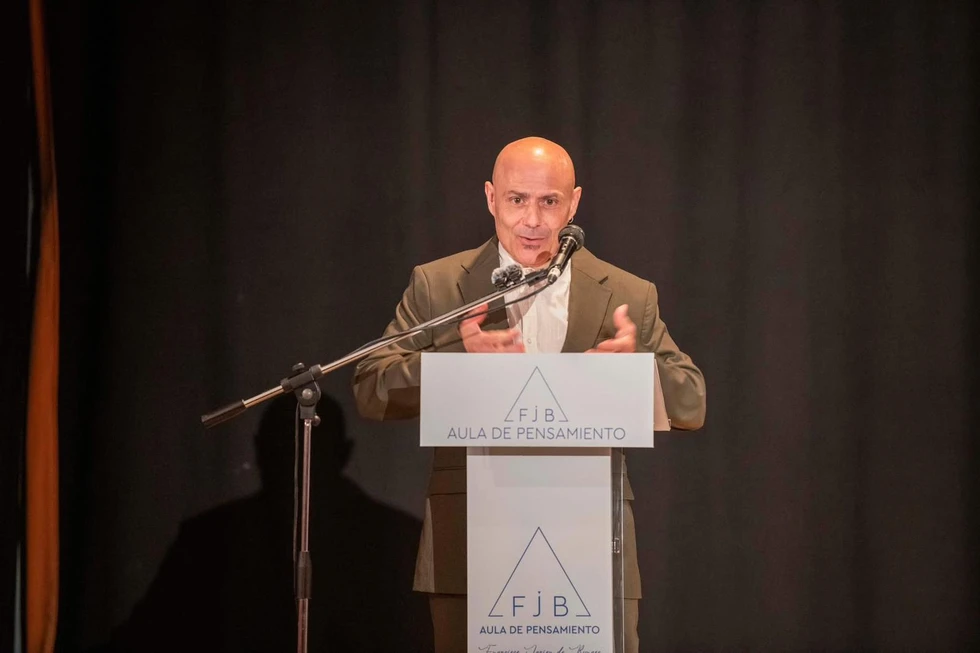 El Festival Artebirgua Literario recibe el Premio Francisco Javier de Burgos 2025 / TVi