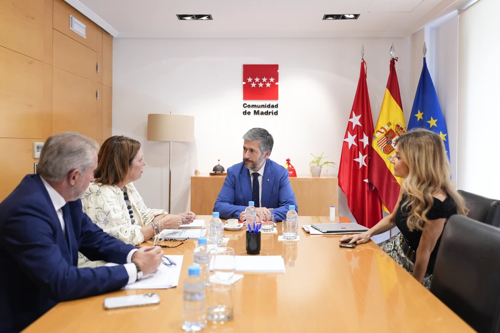 La Comunidad de Madrid recibe a la nueva presidenta de la Asociación de Víctimas del Terrorismo
