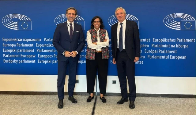 La Mesa del Turismo de España mantiene encuentros de trabajo en Bruselas