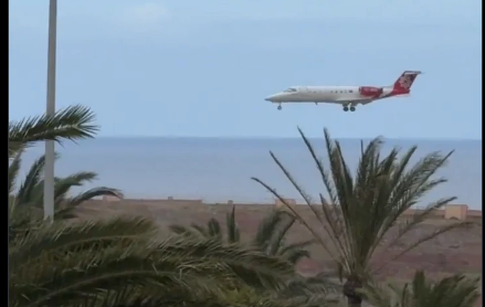 Brote Hantavirus: Desvían avión medicalizado a Gran Canaria con un pasajero infectado de hantavirus tras la negativa de Marruecos a que aterrice en Marrakech