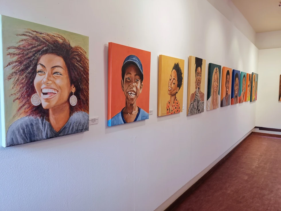La Sala de Exposiciones del Museo de Historia de Agüimes acoge "EmocionArte", de la pintora autodidacta Ángeles Díaz León / TVi