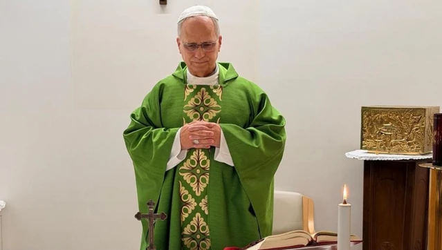 Primeras imágenes del Papa tras su operación