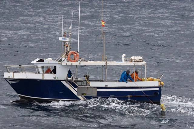 IEO estudia el impacto de la pesca artesanal sobre los hábitats del fondo marino