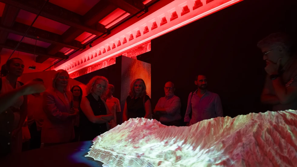 Exposición Ceniza y lava. Revelaciones científicas junto al volcán en la Casa de la Ciencia de Sevilla