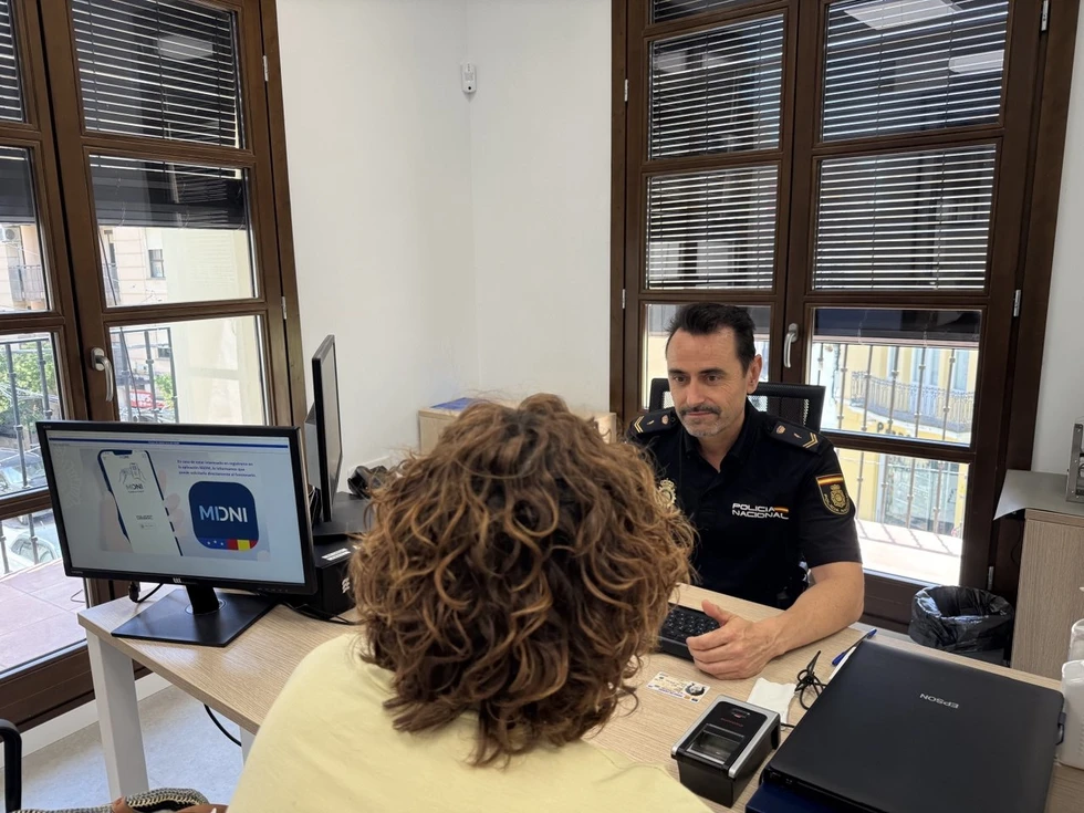 La Policía Nacional inaugura nueva Oficina de Documentación en Almansa