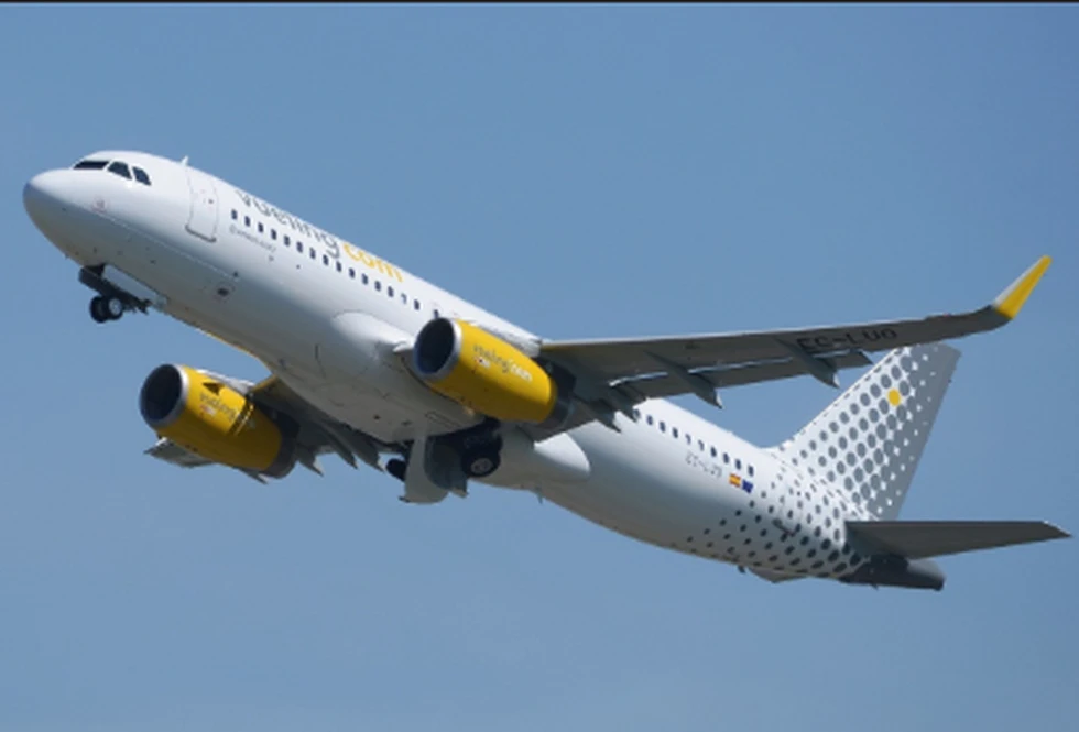 Vueling inaugura su nueva ruta entre Barcelona y Córdoba con dos vuelos semanales