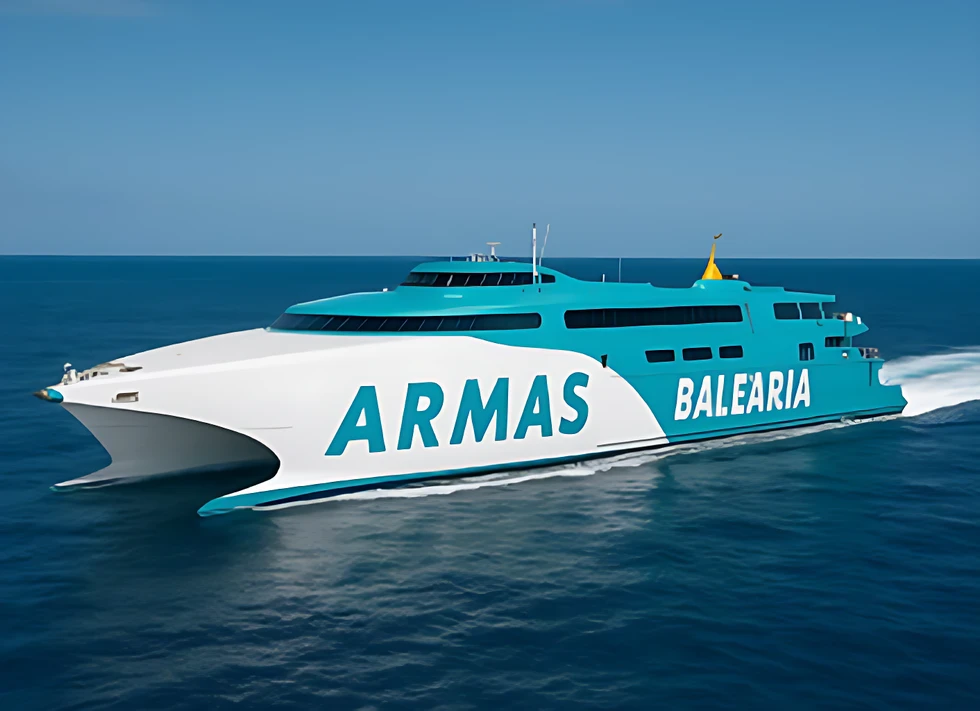 Baleària, bajo la lupa de Competencia por la compra de Armas