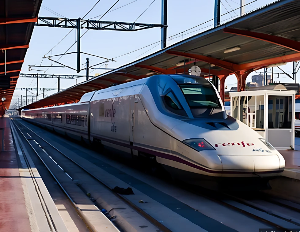Renfe, Iryo y Ouigo deberán indemnizar por los retrasos derivados de las limitaciones de velocidad