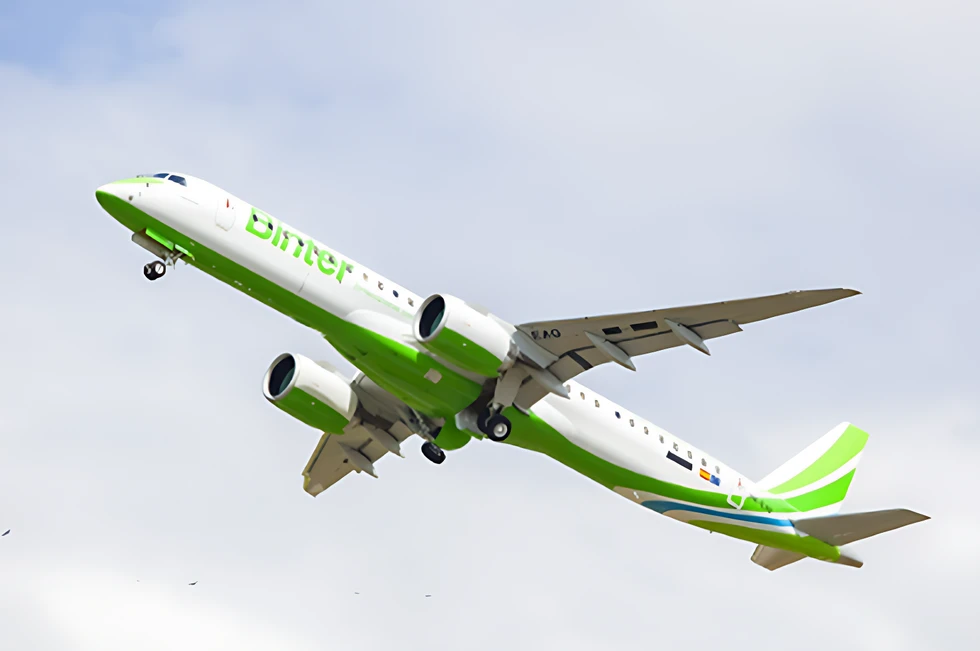 Binter estrena clase premium en sus vuelos entre Madrid y Canarias