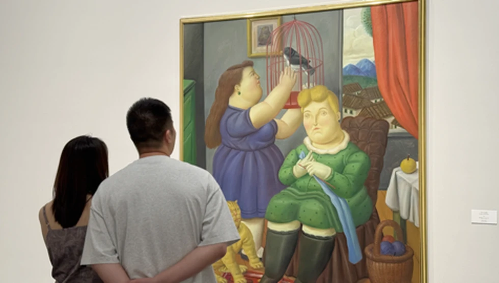 Los “gorditos” (y “gorditas”) del artista Fernando Botero triunfan en China