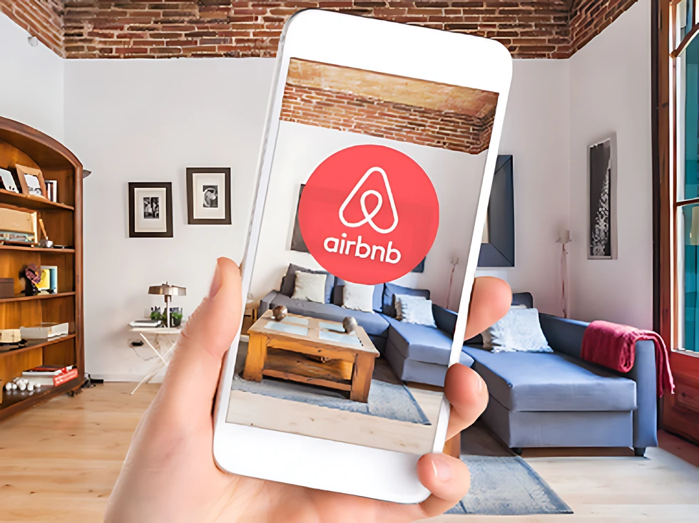 Vivienda y Airbnb acuerdan retirar anuncios sin registro y compartir datos mensualmente