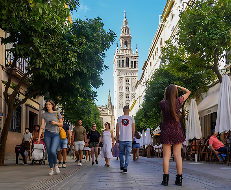 El gasto total de los turistas internacionales hasta agosto en España ascendió a 92.463 millones de euros