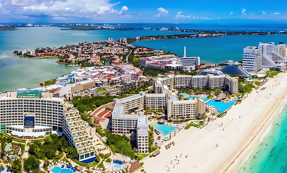 Cancún ve caer su número de pasajeros mientras República Dominicana alcanza récords