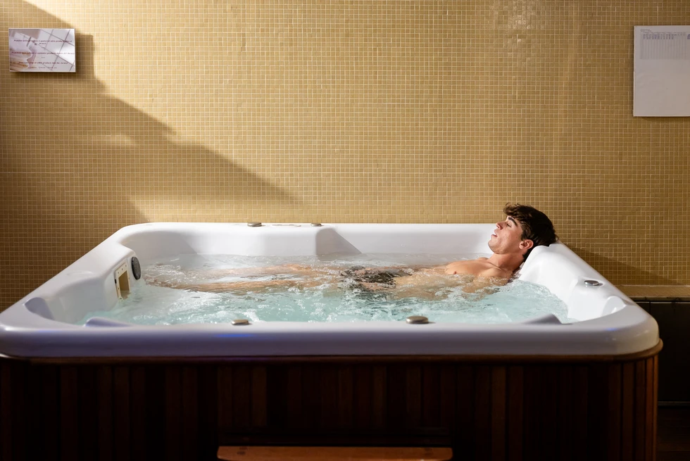 El encanto del interior de la Costa Brava en verano