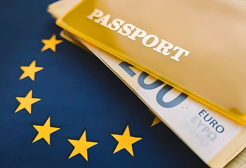 Bruselas plantea triplicar la tasa ETIAS a 20 euros desde 2026