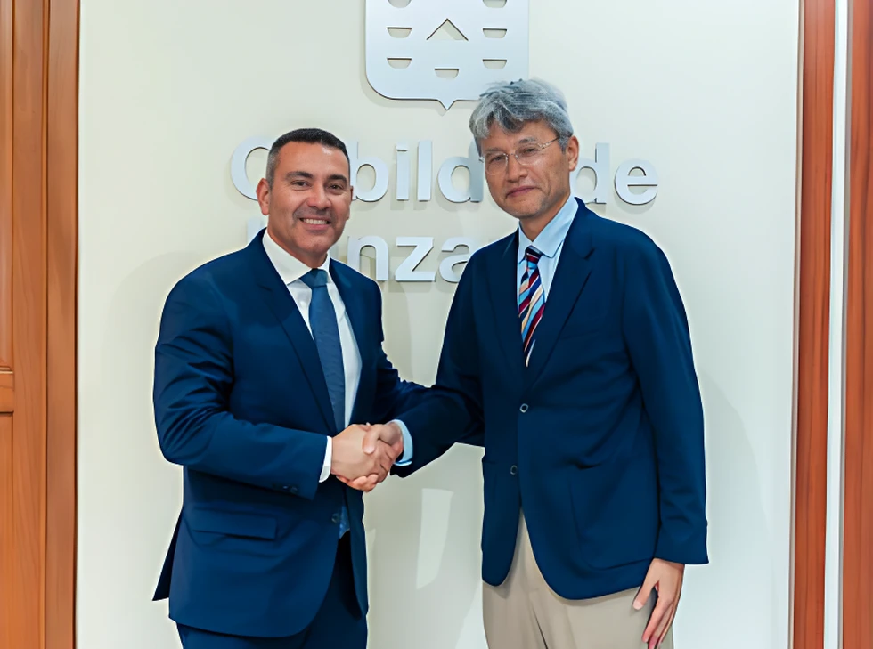 Lanzarote fortalece su vínculo con Japón tras la visita del cónsul Shinji Yamada al Cabildo