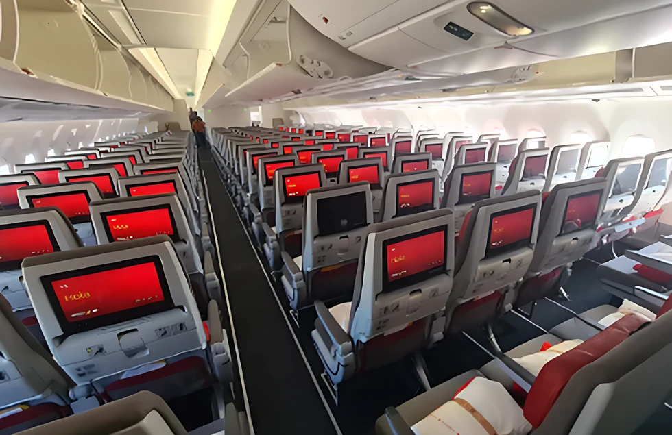 Iberia y el resto de IAG se alían con los satélites de Elon Musk para wifi gratis en vuelos